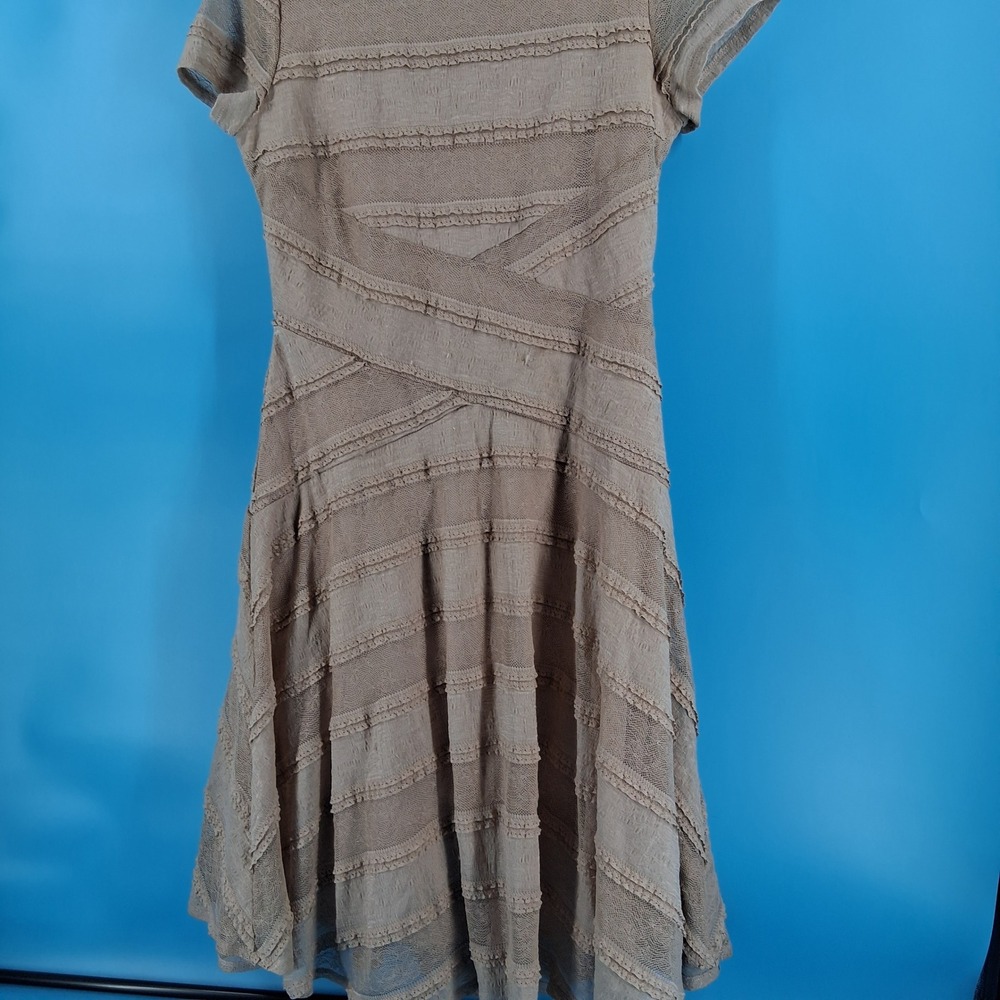 Sangria Dress Women 12 Taupe Lace Mesh Tiered Fit & Flare Short Sleeve Cocktail